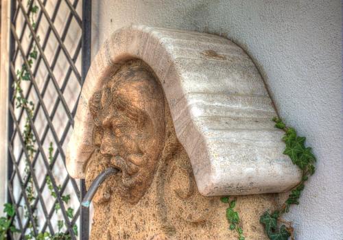 Zona de estar de Sarkeep