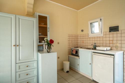 Imagen de la galería de Helena Inn, en Svoronata