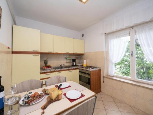 Apartment Hela by Interhome