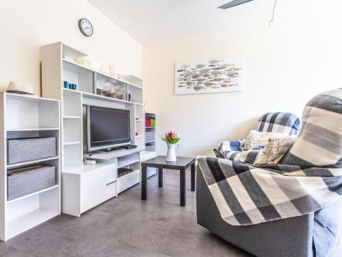 Apartment Les Grenadines-2 by Interhome