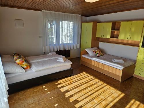 Postel nebo postele na pokoji v ubytování Apartment Josipina
