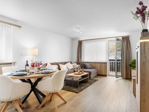 Apartment Dianthus-3 by Interhome