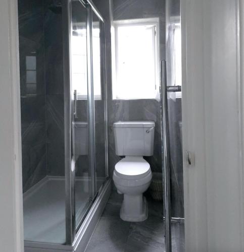 Koupelna v ubytování Beautiful En-Suite in Hutton, Brentwood