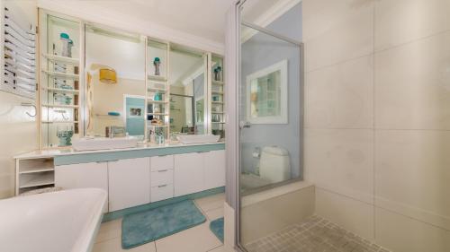 Ένα μπάνιο στο 62 Camarque