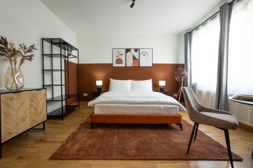 Spacious studio in prime location with queen bed