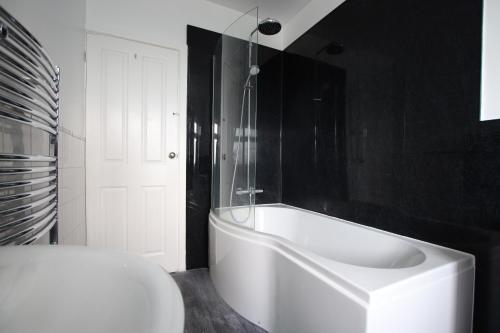 Contemporary Home in Friendly Easton - Free Parking photo 17