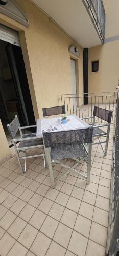 Balkoni atau teres di Residence Millennium