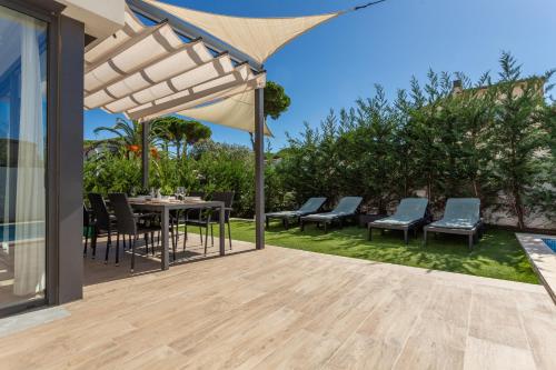 Κήπος έξω από το Casa Anastasia