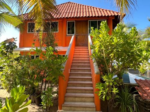 Κήπος έξω από το Bungalows Tree Tops - Adults Only