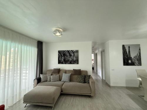IKI Pearl Los Cristianos