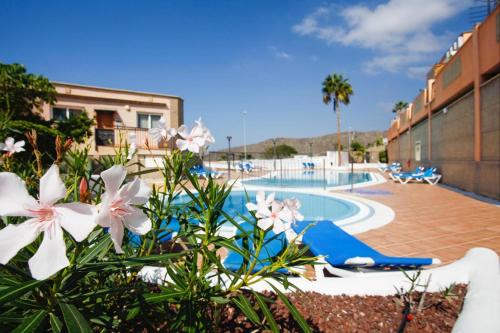 Sunshine Apartment with Sea Viev