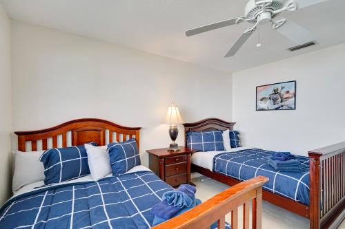 Ένα ή περισσότερα κρεβάτια σε δωμάτιο στο Punta Gorda Escape with Private Lanai and Pool!