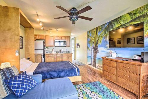 Кухня или мини-кухня в CLOSEST To IRONMAN START - ISLANDER INN CONDOS
