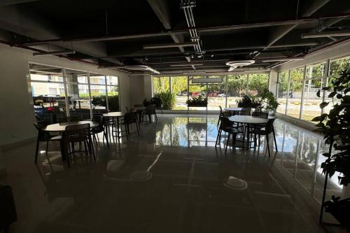 Restaurace v ubytování PA Lindo Apartamnto con Aire A