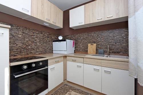 Family friendly house with a swimming pool nska, Krk - 23499
