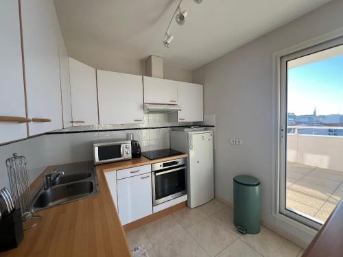 Appartement 6 pers avec terrasse 80 m², hyper centre, plage à 50m, 296 bd de la plage, Arcachon