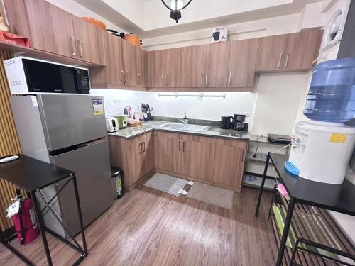 Кухня или кухненски бокс в 514,Bristle Ridge Condominium, Baguio City