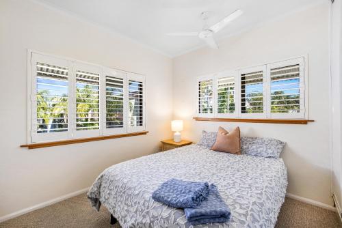Katil atau katil-katil dalam bilik di Noosa River Gem, a Slice of Paradise by the Water