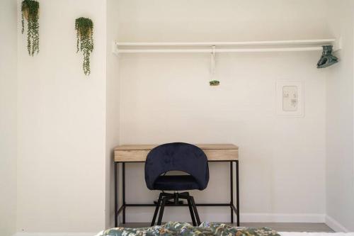 Φωτογραφία από το άλμπουμ του Mountain View 2BR 1 Bath Retreat with Private Lanai σε Pacifica