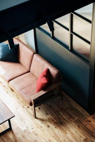 Un lugar para sentarse en Manhattan Hills富山