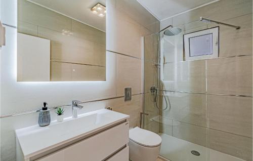 Gallery image of 3 Bedroom Awesome Home In Blato in Blato