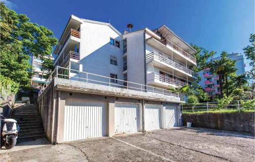 Cozy Apartment In Opatija With House Sea View
