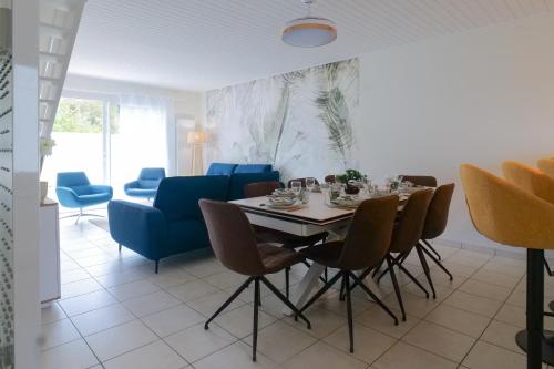 Jolie et grande maison rénovée quartier Le Hameau des Pins Les Sables - 8 personnes