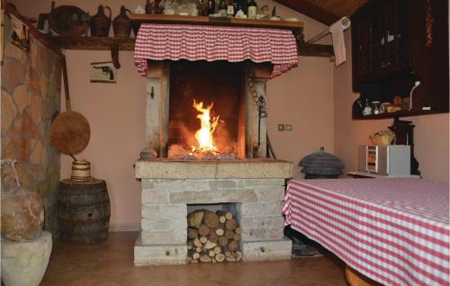 Beautiful Apartment In Umag With Wifi
