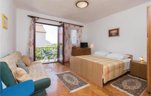 Apartment Rfmihanovica