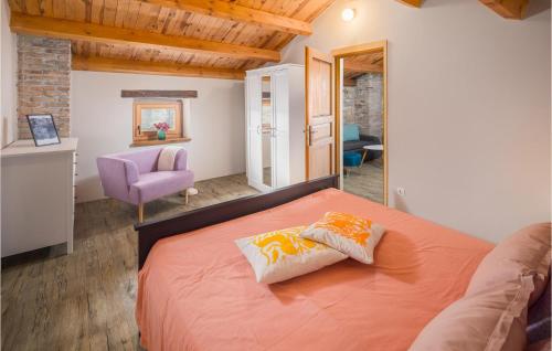 Χώρος καθιστικού στο 2 Bedroom Stunning Home In Puntera