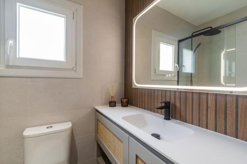 Cervantes Luxury Apartment photo 19