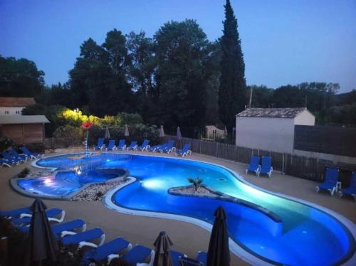 ZEcamping 3 étoiles piscine chauffée soirées animées bar et restaurant