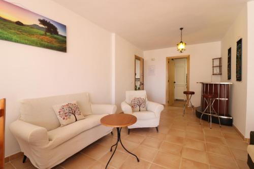 Saylu Nerja cerca de playa Torrecilla by SpainSunRentals
