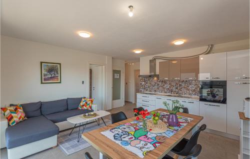 Amazing Apartment In Vodice With Wifi