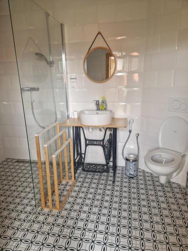 Gambar di galeri bagi IRON LODGE Banský Studenec di Banský Studenec