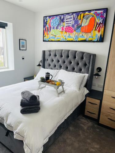 Superb townhouse near vibrant Gloucester Road photo 27