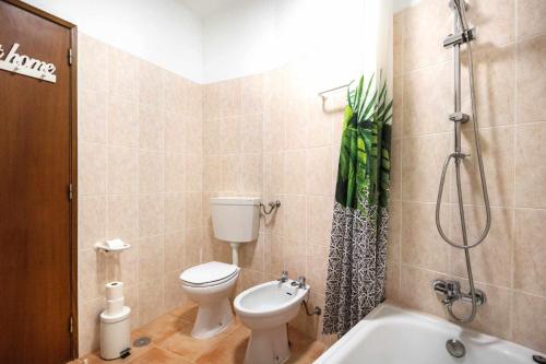 Et badeværelse på Casa Indie 2 bed at Burgau Beach