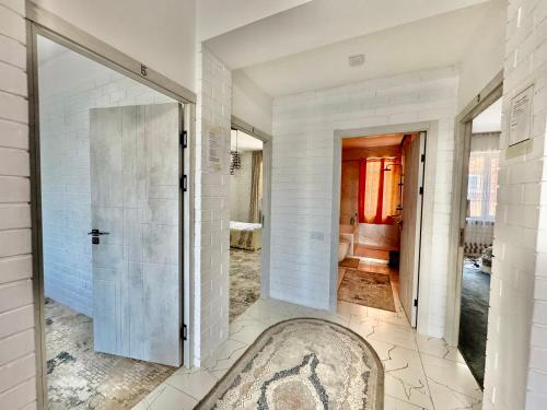 Bilik mandi di Duplex80