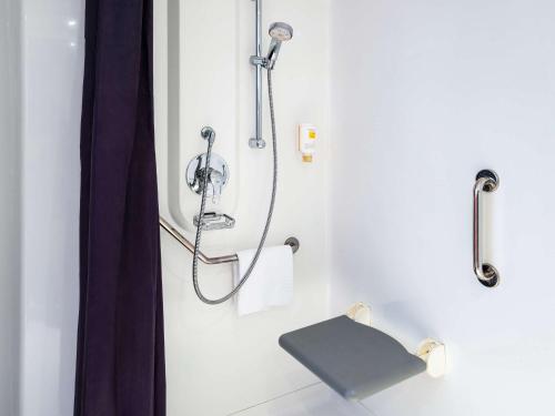 Koupelna v ubytování Ibis Budget Lyon Centre - Gare Part Dieu