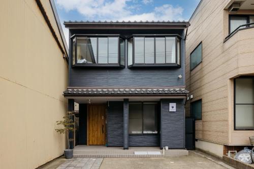 Momonoya Kanazawa