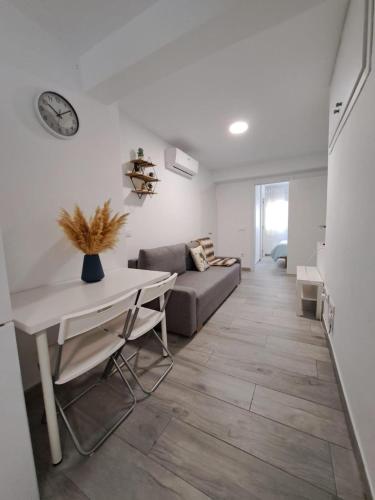Charming Apartment up to 4 persons 3 min to Metro
