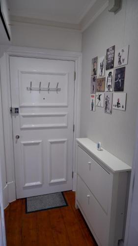 Ideal location- Studio flat in heart of the city photo 13