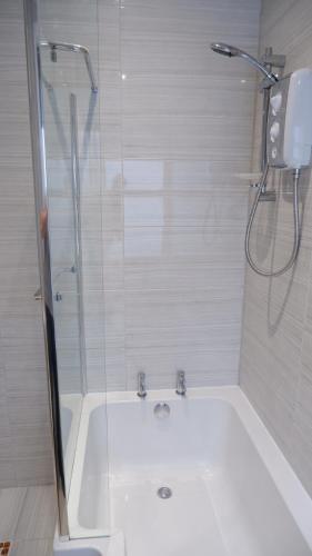 Ideal location- Studio flat in heart of the city photo 14