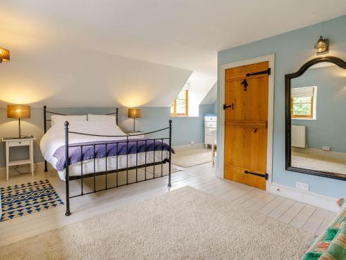 Ένα ή περισσότερα κρεβάτια σε δωμάτιο στο 3 Bed in Crickhowell 48309
