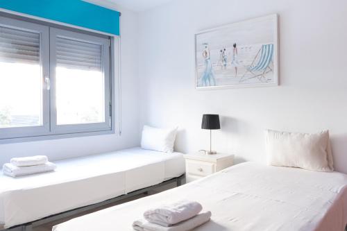 Postel nebo postele na pokoji v ubytování Stay U-nique Apartments Salitre