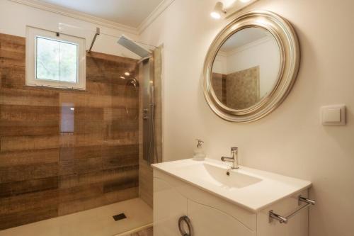 Koupelna v ubytování Renala I - Charming Apartment "With Jacuzzi"
