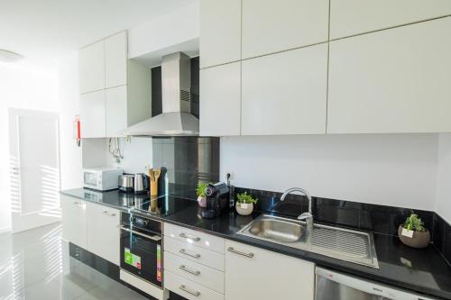 Rodamar Penthouse, by Pausa Holiday Rentals