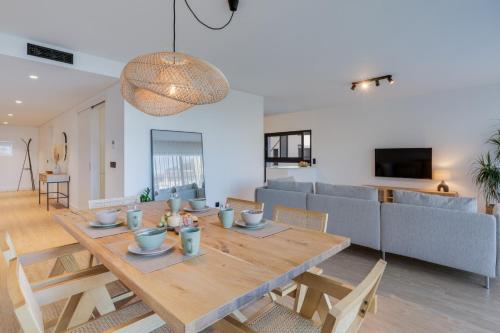 Stay In S.Lucas Residence, by Pausa H. Rentals