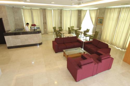 
A seating area at Samaher Hotel
