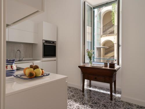Chiaia Luxury Apartment